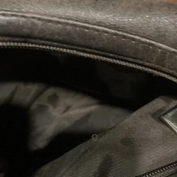 Tignanello leather  brown  handbag handle purse leather front pocket - Picture 4 of 5